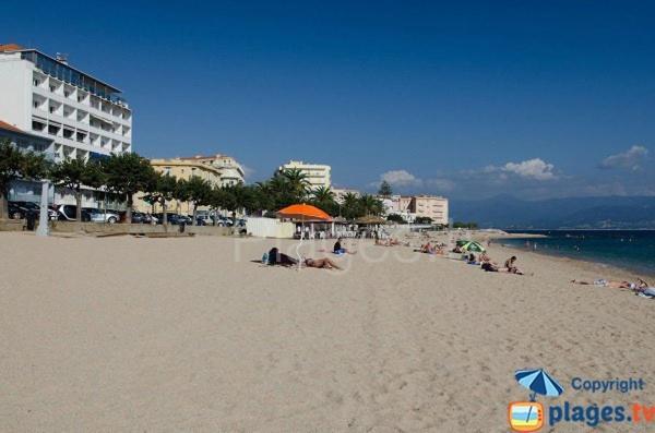 Appartement 50m2 pied dans l’eau Ajaccio  Extérieur photo